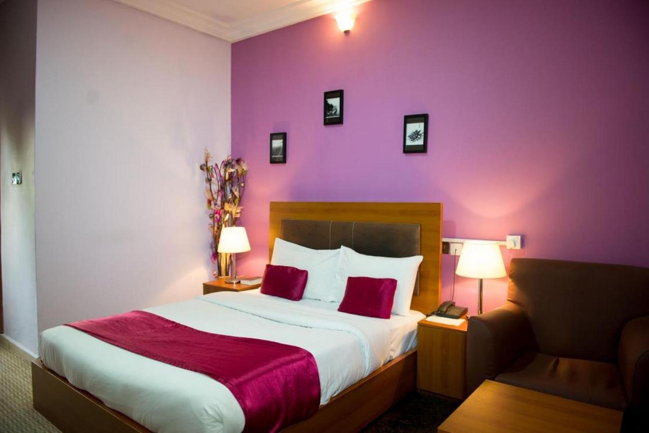 Room In Lodge - Grand Ibro Hotel Abuja Jabi Екстериор снимка